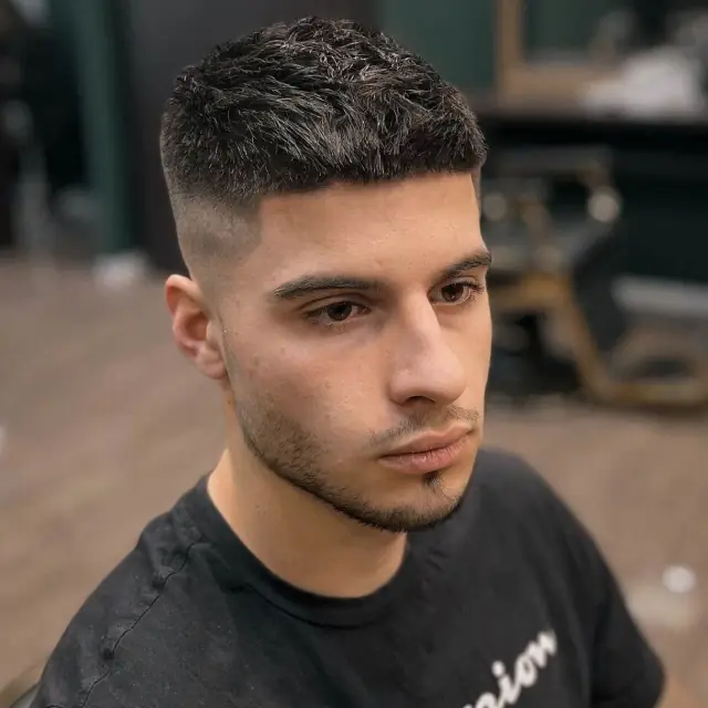 Crop fade front w Boske Barber Rzeszów