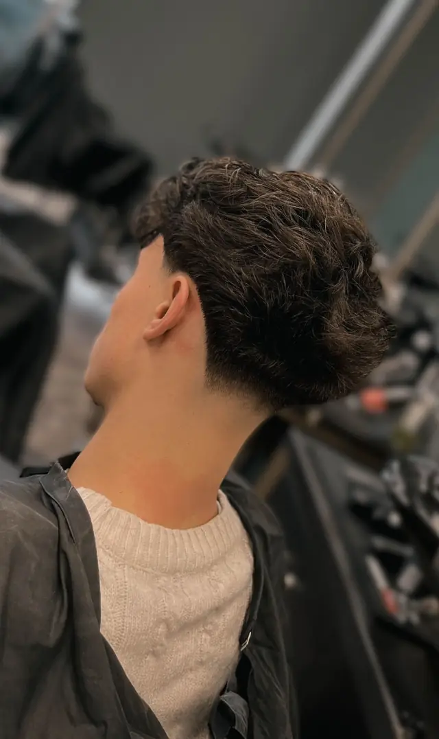 Praca barbera w Boske Barber Rzeszów