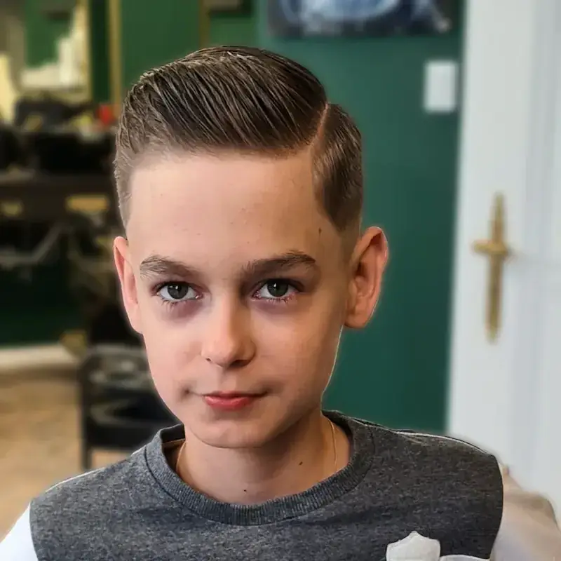 Strzyżenie dziecka w wieku 7–12 lat w Boske Barber Rzeszów